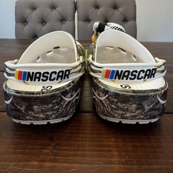 Crocs x Nascar x Realtree Camo Classic Clogs main image 8